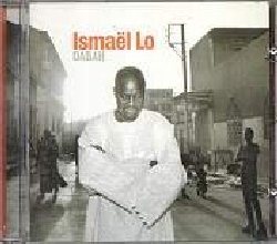 LO ISMAEL :  DABAH  (WRASSE)

Album atteso per pi di sette anni e finalmente pubblicato nel 2001, Dabah  stato composto e registrato senza fretta a Dakar in Senegal e mixato a Parigi: un album di rara qualit che evidenzia le speciali atmosfere che Ismal L riesce a creare con la voce accompagnata dalla sua chitarra e dall'armonica facendolo diventare noto al grande pubblico come il Bob Dylan del Senegal. Ismal L ha rivoluzionato le tradizionali sonorit del m'balax senegalese, miscendole ad uno stile melodico molto vicino al rhythm'n'blues creando il particolare stile cos apprezzato in Africa e nel mondo. In Dabah, dedicato a Dabah Malik, artista senegalese che Ismal L ha sempre considerato il suo mentore spirituale e religioso, si respirano i lenti ritmi delle giornate africane con bellissime canzoni dedicate a pace, amore ed ingiustizia accompagnate dalla sua speciale miscela di mbalax, blues, reggae e soul.