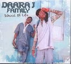 DAARA J FAMILY :  SCHOOL OF LIFE  (WRASSE)

Se sei nato in Africa ed  stata Dakar il posto dove giocavi da bambino, se la colonna sonora della tua infanzia miscelava le musiche tradizionali senegalesi con James Brown e se le sonorit esplosive dei Public Enemy hanno radicalmente cambiato la tua vita, allora potresti anche tu far parte della Daara J Family! Per Faada Freddy e N'Dongo D  stato del tutto naturale iniziare a rappare nel loro dialetto wolof facendosi chiamare Daara J: per l'intero pianeta  stato impossibile resistere a questa novit e in un attimo i Daara J si sono trovati a suonare pi di 1000 concerti, opening act anche per Wyclef Jean e Mos Def, salendo sul palco del Womad lasciando tutti a bocca aperta e conquistando il prestigioso Bbc World Music Award. Abbracciando per il loro nuovo album una serie di spiriti creativi di New York, Parigi, Dakar e Kingston, i due hanno modificato il nome in Daara J Family, realizzando una serie di brani assolutamente memorabili: dalla potente title track School of Life alla tribale Sun Afreeca attraverso il languore afoso di Tomorrow. Gli ipnotici ritmi e le melodie tradizionali africane pulsano in tutto l'album, creando il tappeto sonoro su cui si pu distendere la cruda voce di N'Dongo D, perfetto complemento delle vampate vocali di Faada Freddy. E, con School of Life, ancora una volta i due dimostrano chiaramente di essere in grado di creare canzoni davvero splendide.