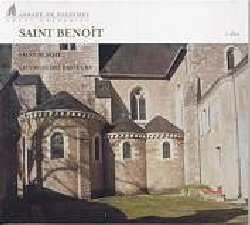 ABBAYE DE SOLESMES :  SAINT BENOIT  (SOLESMES)

Fondata nel 1010, l'Abbazia di Solesmes in Francia  uno dei pi antichi ed importanti siti monastici europei che ospita anche ai nostri giorni una larga comunit di frati assorti nella preghiera, nello studio e nel lavoro come stabilito dalla regola che San Benedetto scrisse nel VI secolo. Una delle occupazioni dei monaci dell'Abbazia di Solesmes  preservare il canto gregoriano, facilitati dall'archivio e dalla tradizione millenaria del convento, diffondendo una delle principali forme musicali dell'alto medioevo: il canto gregoriano  un repertorio che raccoglie i canti sacri utilizzati nel corso delle diverse liturgie della Chiesa Cattolica, una tradizione musicale che risale al V e VI secolo costruita con testi latini tratti dalle sacre scritture che ha l'obiettivo di favorire la crescita spirituale, rivelare i doni del Signore ed illustrare il messaggio del Cristianesimo. Da secoli i cori dei monaci di Solesmes sono conosciuti per la loro straordinaria bellezza ed ora l'Abbazia  orgogliosa di presentare al pubblico una ricca selezione di registrazioni, in bellissime confezioni digipack, che testimoniano perch le melodie del coro di questi monaci siano considerate le pi belle e profonde con interpretazioni perfette che ricreano le stesse sonorit che avremmo sentito risuonare nel convento dieci secoli fa. San Benedetto (480-547) fu proclamato santo patrono d'Europa da Papa Paolo VI ed  venerato per la regola monastica da lui scritta che ha avuto e che continua ad avere una profonda influenza sulla Chiesa e sulla civilt occidentale. Essenzialmente San Benedetto mise in pratica le parole delle Sacre Scritture: cerca il regno di Dio e la sua giustizia, tutto il resto ti sar dato in abbondanza. La celebrazione quotidiana della solenne liturgia era il compito principale dei monaci e niente poteva essere pi importante di questo ufficio: questa priorit diede un enorme impulso allo sviluppo delle arti e della cultura europea. I monaci sempre immersi nello studio della lectio divina (meditazioni sulle Scritture e sui testi dei padri della Chiesa) trascrivevano con cura questi testi facendoli circolare tra i confratelli sparsi in Europa creando cos le radici di una comune cultura occidentale, mentre con il loro duro lavoro manuale rendevano fertili grandi aree improduttive. Celebrando San Benedetto si tengono alti e si perpetuano i valori evangelici a lui pi cari: il ruolo fondamentale della preghiera, l'importanza della vita interiore e l'osservanza delle leggi Divine. Saint Benoit propone i canti gregoriani cantati durante la Messa nei monasteri benedettini e la Liturgia del Pastore.