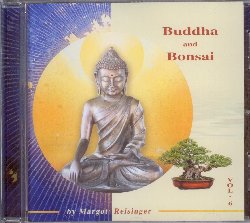 REISINGER MARGOT :  BUDDHA AND BONSAI VOL. 6  (COSTA VERDE)

La fortunata serie Buddha and Bonsai si arricchisce di un nuovo volume firmato dalla musicista Margot Reisinger, storica collaboratrice di Oliver Shanti. Buddha and Bonsai vol. 6  un album di musica meditativa capace di trasportare chi ascolta in uno stato di profonda meditazione e di creare un sottofondo perfetto per qualsiasi tipo di lavoro energetico o trattamento curativo naturale. Con le note del flauto giapponese shakuhachi, koto (arpa distesa), tastiere, guzheng (cetra cinese), chitarra acustica, pianoforte e percussioni, oltre ai suggestivi cori dei frati del monastero di Kopan, in Nepal, Buddha and Bonsai vol. 6 riempie il cuore di luce e trasmette all'ascoltatore la profonda energia mistica del sacro Buddha.