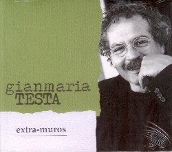 TESTA GIANMARIA :  EXTRA-MUROS  (INCIPIT)

Extra-Muros  il secondo album della carriera di Gianmaria Testa ed  stato pubblicato per la prima volta nel 1996, inaugurando l'etichetta dedicata alla canzone della Warner France, la Tt ou Tard. Divenuto col tempo quasi introvabile, l'album  ora finalmente nuovamente disponibile in cd e per la prima volta in vinile, in un'edizione limitata numerata (500 copie) con vinile colorato. Tra pulsanti ritmi di jazz, scoppi di fanfara, assoli di pianoforte e silenzi improvvisi, Gianmaria Testa rinnova in questo album quella sincerit e quella maniera elegante e misurata di raccontare la malinconia, la luce e il dolore che sono la sua vera forza.