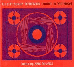 SHARP ELLIOT / TECTONICS :  FOURTH BLOOD MOON  (YELLOWBIRD)

Figura centrale della scena newyorkese avantgarde e sperimentale per oltre 30 anni, Elliott Sharp ha pubblicato pi di 85 registrazioni che spaziano tra musica orchestrale, blues, jazz, noise, no wave rock e techno. Le sue collaborazioni comprendono: Radio-Sinfonie Frankfurt, Debbie Harry, Ensemble Modern, Nusrat Fateh Ali Khan, Kronos Quartet, Ensemble Resonanz, Frances Marie Uitti, Hubert Sumlin, Pops Staples, Min Xiao-Feng, Jack DeJohnette, Oliver Lake e Sonny Sharrock. Tectonics  il nome con cui Sharp mette in scena i suoi progetti musicali elettroacustici, come nel caso del suo nuovo album Fourth Blood Moon, in cui le parti vocali sono interpretate da Eric Mingus. In questo nuovo disco gli sforzi innovativi di Sharp si sono concentrati nella produzione di sonorit inusuali, realizzate per utilizzando strumenti familiari come ritmi coinvolgenti, tempi regolari, interessanti contrasti e dinamiche avvincenti. Il musicista suona chitarra elettrica e basso, ma ha a disposizione anche la tavolozza infinita che gli mette a disposizione lelettronica. Il risultato finale  un album di grande fascino che in certi punti si fa ipnotico e ricorda la musica indiana. Fourth Blood Moon  la dimostrazione di come Sharp non smetta mai di trasformare il suo stile, di rifinirlo e di rinnovarlo per regalare al pubblico sempre nuove suggestioni.