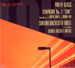 GLASS PHILIP :  SYMPHONY NO. 1 'LOW'  (ORANGE MOUNTAIN)

Memorabile nuova registrazione della Symphony No. 1 'Low' interpretata dalla Basel Sinfonieorchester. Creata nel 1992 da Philip Glass su musiche di David Bowie e Brian Eno, la sinfonia si compone di tre movimenti. Queste nuove registrazioni dirette da Dennis Russell Davies, da sempre al fianco di Philip Glass nel condurre la sua orchestra, contengono una splendida versione dell'opera. L'unica precedente registrazione della sinfonia risale a 20 anni fa ed  stata prodotta in studio di registrazione nel corso di diverse sessioni, mentre queste nuove registrazioni di casa Orange Mountain sono state effettuate dal vivo a Basilea, catturando la vitalit e l'evidenza dell'opera come mai sentito prima d'ora.