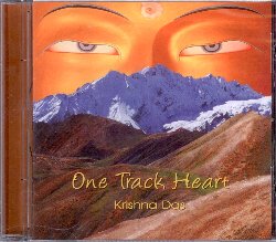 KRISHNA DAS :  ONE TRACK HEART  (NAMASTE)

Musiche che sgorgano dal cuore e che aprono un canale per esplorare l'interiore e comunicare con Dio: One Track Heart  il primo album di Krishna Das, originariamente pubblicato nel 1996 e frutto di un percorso personale di 25 anni alla ricerca dei punti di contatto tra oriente ed occidente. Un album intimo che reinterpreta le sacre tradizioni musicali dei mantra per evocare lo spirito, la cultura ed il cuore dell'India.