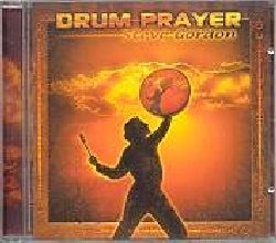 GORDON STEVE :  DRUM PRAYER  (PRUDENCE)

Il famoso musicista Steve Gordon, autore di imperdibili best sellers come Drum Medicine e Sacred Earth Drums, ha creato un nuovo capolavoro in cui miscela le percussioni della moderna world music ad antichi canti sacri, dando vita ad una meravigliosa celebrazione della vita. Ogni brano di Drum Prayer  una preghiera: per la pace nel mondo, per quella interiore, per la tolleranza, la saggezza, la serenit e la salute. Gli antichi ritmi sciamanici, le dolci note del flauto dei Nativi, le melodie della chitarra spagnola e le affascinanti sonorit del sarod insieme alla tabla, accompagnano l'ascoltatore in un viaggio rigenerante nel ritmo pulsante dell'universo. Drum Prayer  un album da ballare, per esprimere attraverso il corpo tutta la gioia che ribolle silenziosa nel cuore dell'uomo che vive in armonia con s stesso e la natura che lo circonda.