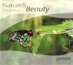 DOLEZAL JIMI :  NATURE'S BEAUTY (GREEN)  (PRUDENCE)

Nature's Beauty (Green), rilassante album strumentale ideato ed interpretato dal chitarrista Jimi Dolezal, conduce l'ascoltatore alla scoperta di quelle bellezze naturali che spesso sfuggono all'occhio superficiale di chi  troppo preso dalle incombenze quotidiane. Jimi Dolezal trasforma in note le emozioni che la terra gli trasmette, dando vita ad un affresco musicale che si nutre del verde intenso dei prati di montagna, del fervido azzurro del cielo d'estate e dei colori brillanti dei fiori. La chitarra, sapientemente suonata da Jimi, racconta l'amore per la natura e l'importanza di trovare al suo interno un rifugio rilassante e sereno che ci allontani, almeno per un po', dalla vita caotica. Con le sue musiche ideali per il rilassamento e la meditazione, Nature's Beauty (Green)  un album in cui ogni ascoltatore sente ci che il proprio cuore gli sussurra e percepisce il messaggio universale delle melodie: l'amore per madre terra.