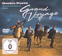 QUADRO NUEVO :  DVD / GRAND VOYAGE - TRAVEL & CONCERT FILM  (FINE MUSIC)

Dopo il successo ottenuto anche dal loro ultimo album Grand Voyage, i Quadro Nuevo, virtuosi musicisti austriaci e tedeschi con una passione per la world music ed il jazz pi raffinato, pubblicano il dvd che documenta il loro lungo viaggio intrapreso negli scorsi tre anni in occasione dei loro tour. Grand Voyage - Travel & Concert Film racconta dei tanti paesi in cui i Quadro Nuevo hanno tenuto i loro concerti, luoghi dai quali hanno tratto la necessaria ispirazione per rendere le loro successive interpretazioni veramente speciali. Il dvd di casa Fine Music permette allo spettatore di conoscere anche i lati pi intimi di Mulo Francel, Andreas Hinterseher, D.D. Lowka ed Evelyn Huber: i quattro si raccontano e descrivono la loro collaborazione musicale come uno stretto rapporto di amicizia. Non mancano poi le immagini che documentano i concerti tenuti dai Quadro Nuevo nelle varie citt: spettacoli intensi dove jazz, tango e melodie gypsy si mescolano per dare vita ad un concerto che sfugge a qualsiasi tipo di classificazione. Grand Voyage - Travel & Concert Film  una grande valigia piena di splendide melodie catturate qua e l, ieri come oggi.