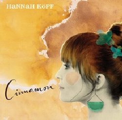 KOPF HANNAH :  CINNAMON  (FINE MUSIC)

Hannah Kopf, cantautrice jazz originaria di Colonia, propone al pubblico il suo nuovo progetto intitolato Cinnamon, disco dai testi intimi con arrangiamenti dal sapore soul, realizzato insieme agli eccellenti musicisti Hanno Busch (chitarra), Nathan Bontrager (violoncello), Denis Gabel (sax tenore), Sebastian Sternal (pianoforte) e Tim Dudek (batteria). Cinnamon � una bella fusione di folk, americana, soul di New Orleans e jazz, tutti generi che ad Hannah vengono cos� naturali da sembrare che da bambina non abbia ascoltato altro. Il canto brillante di Hannah, la sua capacit� di superare con la voce qualsiasi confine, sono incredibili, come straordinari sono il dinamismo, l'energia e la passione con cui vengono interpretati i 10 brani dell'album di cui Kopf ha scritto i testi. In questo album la cantautrice si � particolarmente concentrata sulla scrittura delle liriche con cui vuole trasmettere emozioni e far riflettere gli ascoltatori. Tra i brani vale la pena ricordare Golden Leaves, splendida ballata ispirata a Joni Mitchell, There When You Need Me, canzone dal ritmo sostenuto caratterizzata dal battito delle mani tipico del soul di New Orleans e dalle melodie swing del pianoforte ed infine Velvet Sky, brano strumentale molto intimo che chiude l'album. Hannah Kopf ha detto di Cinnamon: Per la prima volta sono pienamente felice del mio album. Ogni canzone � perfetta cos� com'�. Il disco � anche disponibile in versione cd.