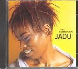 THOMPSON GAIL :  JADU (JAZZ AFRICA DOWN UNDER)  (ENJA)

mid-price - Nata nel Regno Unito da genitori di Trinidad, Gail Thompson  un vero fenomeno con una carriera musicale che negli ultimi 20 anni  stata un continuo susseguirsi di grandi momenti: dopo essere stata chiamata alla National Youth Jazz Orchestra alla fine degli anni '70, la Thompson fonda agli inizi degli anni '80 i Jazz Warriors insieme a Courtney Pine, suona regolarmente con la big band di Charlie Watts, scrive una partitura commissionata dalla BBC per la Midland Jazz Orchestra interpretata nel tempio della Albert Hall, e compone per varie orchestre e per la Royal Opera House. Dopo un lungo soggiorno in Africa la Thompson mette in piedi la Jazz Africa All Nations Big Band con cui partecipa a numerosi festival e con cui incide il fortunato album Jazz Africa. Il suo nuovo lavoro - Jadu - presenta un particolare connubio tra il dijeridu australiano ed il funk urbano dei grandi solisti della Big Band Jazz Africa, creando notevoli brani che all'improvvisazione jazz affiancano l'antica tradizione musicale dei due continenti del sud del pianeta.