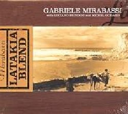 MIRABASSI GABRIELE :  LATAKIA BLEND  (ENJA)

Diplomato al conservatorio nel 1986 con il massimo dei voti, il perugino Gabriele Mirabassi ha da subito iniziato a suonare musica classica contemporanea con le migliori ensemble europee, anche se gi in quel periodo si avventurava in territori jazz ed improvvisativi. Grazie al suo lavoro con Richard Galliano, Sergio Assad, Stefano Battaglia ed altri ha ricevuto larga attenzione da importanti festival jazz in tutto il mondo fino alla sua esibizione ad Umbria Jazz del 2001 con il suo progetto brasiliano Pixinguinha che gli ha fatto guadagnare un'importante recensione del nostro critico Guido Festinese: un clarinettista lucido, ipnotizzante, imprevedibile e con una vorace curiosit musicale. Mirabassi ha diversi album al suo attivo per l'etichetta perugina Egea. Nel 2001 Mirabassi si  unito al gruppo di Rabih Abou-Khalil per diventarne il pi apprezzato solista, regolarmente capace di mandare in ebollizione l'audience: mentre la musica di Abou-Khalil ha colori arabi quella di Mirabassi  profondamente radicata alle musiche tradizionali italiane, che interpreta con grande forza emozionale. Il fisarmonicista Luciano Biondini, che ha lavorato con Tony Scott ed Enrico Rava, ed il virtuoso della tuba Michel Godard - il pi versatile interprete al mondo di questo particolare strumento - suonano con Mirabassi da parecchio tempo e sono correntemente membri del gruppo di Rabih Abou-Khalil. Latakia Blend  un album affascinante che presenta eccellenti originali e che miscela gioia e melanconia della musica tradizionale alla perfezione artistica di una ensemble da camera insieme alla vena creativa di una jazz band: conseguentemente l'album spazia da quella triste melodia tradizionale Gorizia, al brano del repertorio Pixinguinha Segure Ele, ad una interpretazione fuoritempo della ballata di Billy Strayhorn Isfahan. Ed il calore del clarinetto di Mirabassi aggiunge pura bellezza all'intero album.