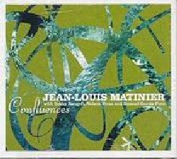 MATINIER JEAN-LOUIS :  CONFLUENCES  (ENJA)

Jean-Louis Matinier (fisarmonica), Bobby Rangell (flauto), Nelson Veras (chitarra acustica), Renaud Garcia-Fons (contrabbasso). Il grande maestro parigino della fisarmonica dopo una lunga serie di apprezzatissime partecipazioni a progetti altrui propone finalmente il suo atteso album d'esordio come bandleader che lo vede agilmente attraversare i confini tra tradizioni etniche, swing, grooves e sorprendenti innovazioni. Insostituibile collaboratore di molte formazioni, Jean-Louis Matinier pu essere apprezzato in registrazioni di Gianluigi Trovesi, Louis Sclavis, Michel Godard e dell'ipnotico contrabbassista Renaud Garcia-Fons, che con l'album in duo Fuera ha suscitato unanime fervore nella critica internazionale. Il quartetto proposto da Confluences  un gruppo ben affiatato che ha al suo attivo numerosi concerti: Matinier ritiene infatti che la combinazione di fisarmonica, flauto, chitarra e contrabbasso rappresenti il quartetto ideale capace di realizzare una vasta escursione timbrica e dinamica pur mantenendosi perfettamente bilanciato e leggero. Il titolo dell'album, Confluences, sta ad indicare come molte siano le influenze che concorrono per generare qualcosa di nuovo: il personale universo jazz di Jean-Louis Matinier  ispirato da melodie tradizionali e sconvolto dalle continue sorprese dei cambi di tempo che solo un vero virtuoso come lui pu tranquillamente permettersi. Confluenze che non smettono di affascinare dopo ripetuti ascolti: fuochi d'artificio di ritmo e melodia, un impetuoso torrente musicale del filone dei best seller Fuera ed Oriental Bass di Garcia-Fons, che giustamente ricambia i favori con la sua straordinaria partecipazione a questo esordio che valeva la pena attendere cos a lungo.