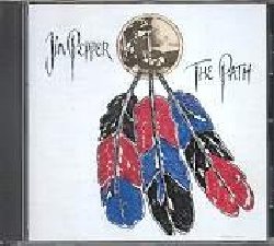 PEPPER JIM :  THE PATH  (ENJA)

mid-price - Jim Pepper  stato il pi importante musicista jazz di Portland, Oregon, e questo non sconvolge pi di tanto la grande schiera di fan europei che l'hanno sempre sostenuto, ma suona curioso per un americano che sa bene che a Portland ci sono solo i Nativi americani che con il jazz c'entrano proprio poco... Jim Pepper  stato capace di creare una sintesi davvero unica tra la musica tradizionale dei Nativi americani ed il linguaggio del jazz e questo anni prima della 'riscoperta' occidentale del mondo dei pellerossa, in pi era un sassofonista estremamente versatile e dotato. Le calde sonorit soffiate dal suo sax tenore erano la perfetta espressione dell'uomo che le produceva, cresciuto in un ambiente familiare dove le antiche tradizioni dei Nativi americani erano tramandate con grande orgoglio, ed assimilate dal giovane Jim che fin dai 15 anni d'et venne completamente assorbito dalla musica. A New York negli anni '60 Ornette Coleman incoraggia il sassofonista ad integrare maggiormante nelle sue musiche le radici indiane della sua tradizione e Jim Pepper, seguendo il suo consiglio, d vita a splendidi concerti alla fine deli anni '70 con Don Cherry e la Charlie Haden Liberation Music Orchestra nel corso di un lungo tour europeo e dell'Africa. Tornato a New York nel 1982 si unisce al quintetto di Paul Motian per trasferirsi infine a Vienna nel 1989. Forse l'album pi riuscito del grande tenorsassofonista, The Path, registrato ed originariamente pubblicato nel 1988, testimonia la sua abilit e l'energia accumulata in quegli anni di grande successo proponendo tra le sue sette splendide registrazioni (a cui nel cd si aggiungono due bonus tracks non presenti nell'originale versione su vinile) anche una meravigliosa interpretazione in duo con Kirk Lightsey della sua famosissima Witchi Tai To. The Path propone un quartetto allargato che oltre a comprendere lo stesso Jim Pepper al sax tenore, Kirk Lightsey al piano, Santi Debriano al basso e John Betsch alla batteria, lascia spazio al magico Arto Tuncboyaci alle percussioni, alla tromba di Stanton Davis ed alle parti vocali di Caren Night. Un album prezioso che finalmente casa Enja rende nuovamente disponibile.