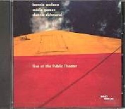 WALLACE BENNIE :  LIVE AT THE PUBLIC THEATER  (ENJA)

mid-price - Bennie Wallace  uno dei pi grandi sassofonisti della scena jazz internazionale con alle spalle collaborazioni con Chick Corea, Dr. John, Elvin Jones, Tommy Flanagan, Dave Holland ed anni di lavoro a Hollywood a comporre musiche per film.  Dopo aver lasciato il Tennessee alla fine degli anni '70, Wallace venne immediatamente notato a New York quando la prestigiosa rivista Down Beat lo proponeva come un grande interprete che segue la tradizione di Hawkins, Webster ed Ammons con cascate di note e con una notevole familiarit con i pi importanti stili jazz che gli permette di improvvisare con un forza ed una profondit straordinaria. Live at the Public Theater  una preziosa registrazione del 1978 in trio con Eddie Gomez al basso (Gomez ha suonato per anni con Bill Evans e Jeremy Steig e che con la sua grande inventiva e la sua tecnica impeccabile pu essere considerato uno dei migliori bassisti di tutti i tempi) e Dannie Richmond alla batteria (Richmond ha lavorato per pi di 13 anni con Charles Mingus).  Tre straordinari interpreti dell'attuale scena jazz in un trio davvero stellare.