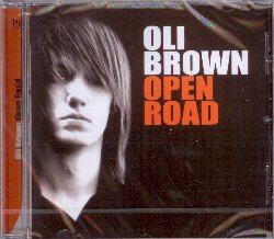 BROWN OLI :  OPEN ROAD  (RUF)

Nei primi anni 60 alcuni grandi artisti blues inglesi tra i quali Jimmy Page, Jeff Beck, Eric Clapton e Peter Green hanno conquistato il mondo della musica. Per molto tempo si  creduto che non ci sarebbe mai pi stato qualcosa di simile a queste leggende ma, se vi  capitato di ascoltare la musica di Oli Brown, avrete sicuramente cambiato idea: il cantante e chitarrista roots blues inglese, classe 89, sembra la persona giusta per trasportare leredit lasciata dai suoi pi illustri colleghi direttamente nel XXI secolo. Con 11 originali, alcuni dei quali scritti insieme a Fred Hollis e Simon Dring, Open Road, album di debutto del musicista inglese, trasporta lascoltatore in un viaggio alla scoperta dei tanti e variegati paesaggi che compongono limmenso universo del blues. Brown dimostra di essere un talento raro, capace di prendere il meglio dai musicisti della vecchia generazione, di trarre ispirazione da bluesmen contemporanei come Aynsley Lister, per poi creare uno stile assolutamente personale che ha tutte le carte in regola per essere il blues del nuovo millennio.