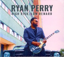 PERRY RYAN :  HIGH RISK, LOW REWARD  (RUF)

Come tutti i grandi artisti, Ryan Perry non ha paura di rimescolare le carte della propria carriera e di rimettersi in gioco. Dal 2007 a capo della pluripremiata Homemade Jamz Blues Band che lo vede accanto ai suoi fratelli Kyle e Taya, il bandleader dal Mississippi propone High Risk, Low Reward, il suo album di debutto nelle vesti di solista. Gli 11 originali che Perry ha composto per il suo nuovo progetto sono stati registrati con la preziosa collaborazione del produttore e bassista Roger Inniss ed hanno tutte le carte in regola per entusiasmare i fan della Homemade Jamz Blues Band e pi in generale gli amanti del buon blues. Con una tracklist che comprende il brano da cui prende il titolo l'intero disco nel classico blues del Mississippi, Hard Times che racconta il fallimento americano, il brano funky Ain't Afraid to Eat Alone ed il lento Homesick che risuona come i battiti del cuore, questo disco arriva a tutte le generazioni. Il musicista riflette sulla sua vita, sul rapporto splendido che ha con sua moglie, sui rapporti falliti e sulla musica stessa. In Changing Blues osserva il suo genere preferito pensando a che direzione ha preso nel tempo. Dovunque vada la scena blues, Ryan Perry sar sempre in prima fila a servirla con forza e lungimiranza, sempre pronto ad attrarre anche il pubblico pi giovane. La nuova generazione del blues  gi qui. E qui resta.