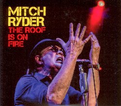 RYDER MITCH :  THE ROOF IS ON FIRE  (RUF)

Il doppio album �The Roof is on Fire� del cantante rock americano Mitch Ryder, � nato in occasione del tour tedesco durante il quale l�artista ha festeggiato il suo settantacinquesimo compleanno. Ryder, al secolo William Sherille Levise Jr., si esibisce con la sua band berlinese Engerling da quasi trent�anni e il loro � stato, ed � tuttora, un cammino artistico che ha determinato la crescita di tutti i suoi componenti. �The Roof is on Fire� � una registrazione live che propone 15 brani che abbracciano tutte le fasi della carriera del cantante americano tra cui le cover di �Tuff Enuff� (Fabulous Thunderbirds), �Heart Of Stone� (Rolling Stones) e �Soul Kitchen� (The Doors). Racconta Mitch Ryder: �Vedi, quando si parla di musica, l�et� � totalmente irrilevante. Quindi, sia che tu stia facendo musica con principianti o veterani esperti, come ho fatto io in questo album, il punto focale non � l�et� ma il divertimento e la musica. Conosco molto bene la maggior parte degli interpreti che si esibiscono in questa opera. Nel corso degli anni, da quando abbiamo provato per la prima volta in un centro giovanile a Berlino Est, la nostra integrit�, la nostra forza e il rispetto verso noi stessi non hanno mai smesso di crescere�.