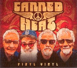 CANNED HEAT :  FINYL VINYL  (RUF)

Los Angeles, 1965: i musicisti blues Alan Blind Owl Wilson (1943-1970) e Bob The Bear Hite (1943-1981) insieme ad altri straordinari colleghi fondavano i Canned Heat. Hanno dato alla band il nome di una canzone del 1928 del bluesman Tommy Johnson che parlava di un carburante, il canned heat, contenente alcol metilico che spesso veniva usato come droga dagli alcolisti. Nel 1967 si un alla band il batterista Adolfo Fito de la Parra, ancora oggi collaboratore del gruppo, mentre per il resto la formazione ha visto molti cambiamenti nel suo lineup. Il successo internazionale della formazione arriv nel 1966 con il singolo On The Road Again seguito da tantissime hits come Going Up The Country (1968) e Lets Work Together (1970). Facciamo un balzo nel presente: quasi 60 anni dopo la creazione dei Canned Heat, casa Ruf presenta il nuovo album di studio della band, Finyl Vinyl. Il disco  stato registrato a Burbank, in California, con lo storico batterista Fito de la Parra che si  unito ai membri dellattuale formazione, ovvero Jimmy Vivino (chitarra, tastiere, voce), Dale Spalding (arpa, voce) e Richard Rick Reed (basso) che  succeduto a Larry The Mole Taylor purtroppo scomparso nel 2019. Un altro musicista che pu essere ascoltato nellalbum  la star del blues rock Joe Bonamassa che fa unapparizione come chitarrista solista in So Sad (The Worlds In A Tangle), brano che i Canned Heat registrarono per la prima volta per il loro album del 1970 Future Blues con i membri fondatori Alan Wilson e Bob Hite. Altro pezzo essenziale di Finyl Vinyl  Blind Owl, scritto dal cantautore californiano Dave Alvin come omaggio ad Alan Wilson: il titolo riprende il soprannome del fondatore dei Canned Heat, cos chiamato per la sua estrema miopia. La tracklist propone inoltre tre composizioni di Jimmy Vivino ovvero One Last Boogie, Goin To Heaven (In a Pontiac) e When Youre 69 e tre di Dale Spalding Tease Me, Youre The One e Independence Day. Viene quasi da chiedersi se Finyl Vinyl non sia il gran finale con cui i Canned Heat hanno deciso di dire addio al mondo dello spettacolo. Ci sono molti indizi che fanno pensare a questa possibilit: il titolo dellalbum, Finyl Vinyl, pu ovviamente essere inteso come vinile finale. Poi c il brano dapertura, One Last Boogie di Vivino, che punta nella stessa direzione. E infine, ma non meno importante, unaltra delle sue canzoni, When Youre 69, parla di unet che fa pensare alla pensione piuttosto che a ulteriori attivit. Sta di fatto che la homepage della band si apre con il programma del tour 2024 che  pieno zeppo di date e che dagli Stati Uniti arriva anche in Europa