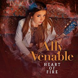 VENABLE ALLY :  HEART OF FIRE  (RUF)

A causa della pandemia la scena musicale  stata letteralmente ridotta al silenzio. Tuttavia con Heart of Fire, Ally Venable dimostra di non essere stata fagocitata dalla terribile situazione che stiamo vivendo. Il disco  stato realizzato al Bessie Blue Studio di Stantonville, nel Tennessee, lo scorso febbraio con il produttore di fama mondiale Jim Gaines. Venable si  concentrata molto sulla scrittura che vanta un'incondizionata onest a cui non  facile arrivare. Il tema attorno al quale ruota tutto il progetto  il superamento degli ostacoli che ci impediscono di andare avanti. Heart of Fire ha le stesse sonorit che si potrebbero ascoltare in un campo di battaglia: chi ha partecipato ad un concerto di Ally Venable conosce bene l'esplosivit con cui suona la sua chitarra. In un mondo pieno di pop elettronico, Ally preferisce affilati riff di chitarra che ricordano i Led Zeppelin come in Hard Change e Do It in Heels. In Bring on The Pain con lei c' il suo collega Kenny Wayne Shepherd, mentre nella malinconica Road to Nowhere al suo fianco c' Devon Allmann. Poi la giovane texana offre un'innovativa versione di Use Me di Bill Withers che, attraverso le congas, diventa pi ritmata dell'originale. Sprezzante, appassionato, onesto e crudo, Heart Of Fire  un album di cui c' bisogno in questo momento storico, realizzato da un'artista che si rifiuta di aspettare che la tempesta passi, ma che preferisce ballare sotto la pioggia.