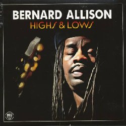 ALLISON BERNARD :  HIGHS & LOWS  (RUF)

Nato a Chicago il 26 novembre 1965, Bernard Allison si  avvicinato alle radici della musica nera ed all'arte della chitarra elettrica grazie a suo padre, la leggenda del blues Luther Allison, purtroppo scomparso nel 1997. Ho iniziato a suonare la chitarra quando avevo appena 10 anni, ricorda Bernard, ero alle elementari e suonavo con la jazz band della scuola superiore. Credevano che leggessi gli spartiti. In realt suonavo solo ad orecchio. A vent'anni Bernard suon per due anni nella formazione di Koko Taylor, Queen Of The Blues, e nel corso della sua carriera ha avuto la possibilit di esibirsi al fianco di grandi artisti come Willie Dixon, Johnny Winter (che gli insegn a suonare la slide guitar), Stevie Ray Vaughan, Jeff Healey e Colin James, solo per ricordarne alcuni. Nel 1989 Luther Allison chiese a suo figlio di unirsi alla sua band e di diventarne il leader e solo un anno dopo Bernard pubblic il suo primo album da solista. In Highs & Lows il chitarrista americano non smette di onorare l'eredit paterna interpretando due suoi classici, Gave It All e Now You Got It, a cui ha affiancato nove suoi inediti. Il disco  stato prodotto da Jim Gaines, il leggendario produttore che ha lavorato ai dischi di artisti del calibro di Huey Lewis e Santana e dello stesso Luther Allison. Con George Moye al basso, Dylan Salfer alla chitarra ritmica, Steve Potts alla batteria, oltre a Toby Lee Marshall alle tastiere ed al sassofonista Josef Ned James coinvolti in alcune tracce, Bobby Rush (armonica, voce) ospite nel brano Hustler ed al chitarrista canadese Colin James intervenuto in My Way Or The Highway, Highs & Lows  un grande disco che racconta gli alti e bassi della vita che tutti dobbiamo affrontare.