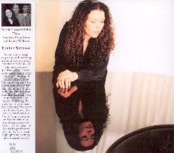 COURVOISIER SYLVIE :  DOUBLE WINDSOR  (TZADIK)

Spectrum Series (file under jazz/avantgarde) - Sylvie Courvoisier, Drew Grass, Kenny Wollesen. Imperdibile atteso primo album di Sylvie Courvoisier per piano trio! Una delle musiciste pi creative della scena musicale downtown e collaboratrice di lunga data di Mark Feldman, Ikue Mori e molti altri, Sylvie combina una brillante tecnica con un'immaginazione selvaggia che spazia tra classica, jazz, improvvisazione ed oltre. Con la dinamica sezione ritmica di Kenny Wollesen e Drew Glass, la musica di Double Windsor combina il meglio di improvvisazione e composizione nel formato del trio di pianoforti classici. Dopo tre lunghi anni per la sua realizzazione, Double Windsor  un progetto assolutamente essenziale che mette in evidenza uno sconosciuto nuovo mondo musicale.