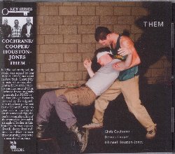 COCHRANE CHRIS / COOPER DENNIS / HOUSTON-JONES ISHMAEL :  THEM  (TZADIK)

Key Series (file under avantgarde) - Chris Cochrane, Kato Hideki, Dennis Cooper, Jeremy Pheiffer. Nel 1985, quando il mondo intero era terrorizzato dalla paura per l'Aids, lo spettacolo Them fu presentato per la prima volta a New York. Them non era esattamente dedicato alla peste del XX secolo, ma allo stesso tempo era impossibile vederlo separato da questa nuova piaga terrena. Creato dal coregrafo Ishmael Houston-Jones insieme a Dennis Cooper (testi) e Chris Cochrane (musiche), Them ebbe la sua premiere nel leggendario PS 122 nell'East Village. Recentemente riproposto dal team originale, lo spettacolo  stato nuovamente proposto al pubblico negli Stati Uniti ed in Europa riscuotendo un grande successo. La musica di Cochrane  cruda e descrive musicalmente alla perfezione l'improvvisa distruzione del corpo che segue l'evolversi della malattia: morte, decadenza ed innocenza si alternano in questo difficile, seppur poetico, capolavoro.