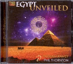 RAMZY HOSSAM & THORNTON PHILIP :  EGYPT UNVEILED  (ARC)

Sulla scia del successo degli album Eternal Egypt, Immortal Egypt e Enchanted Egypt nati dalla loro collaborazione artistica, Hossam Ramzy e Philip Thornton si sono ritrovati per un ulteriore progetto che suggella la precedente trilogia: Egypt Unveiled rivela all'ascoltatore gli ultimi segreti del ritmo di questo straordinario paese. Con il loro personalissimo modo di lavorare che non segue regole fisse o formule decodificate, Ramzy e Thornton hanno dato  vita a 13 brani, 13 esperienze uniche ed irripetibili che si nutrono dell'estro artistico del momento, ma anche della secolare tradizione musicale egiziana. Con la partecipazione di alcuni tra i migliori musicisti del Cairo, Egypt Unveiled  un album ricercato, dove nulla  lasciato al caso, creato con una strumentazione che anche comprende elementi tradizionali rarissimi come ad esempio l'arabo arghul. Gli amanti della musica per accompagnare la danza del ventre e i fan dei due musicisti non possono davvero perdersi Egypt Unveiled, un album magnifico che emana la maestosit delle piramidi, raccontando il fascino del paese dei discendenti dei faraoni. Il libretto dell'album contiene gli interessanti interventi di Ramzy e Thornton a commento del proprio lavoro.