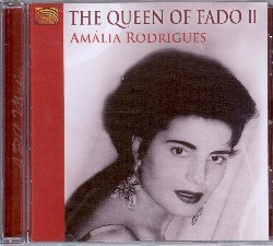 RODRIGUES AMALIA :  THE QUEEN OF FADO II  (ARC)

mid-price - Amalia Rodrigues non  a caso definita 'a Rainha do fado', la regina del fado: la vocalista  infatti unanimamente ritenuta la cantante portoghese pi grande di sempre, con il merito di aver fatto conoscere in tutto il mondo l'affascinante universo del fado. Dopo il successo ottenuto dal primo volume, casa Arc presenta The Queen of Fado II, proponendo ancora una nuova splendida carrellata di alcuni dei pi famosi ed apprezzati brani interpretati da Amalia Rodrigues, durante la sua carriera stellare durata pi di cinquant'anni. Con un libretto contenente un'esaustiva biografia della cantante, The Queen of Fado II  un'ottima occasione per approfondire la conoscenza della cultura musicale del fado, in compagnia di un'interprete che ne rappresenta il cuore pulsante.