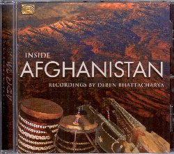 BHATTACHARYA DEBEN :  INSIDE AFGHANISTAN  (ARC)

Etnomusicologo indiano discendente da un'antica famiglia di bramini, dal 1955 Deben Bhattacharya ha prodotto documentari, dischi, libri e programmi radiotelevisivi come esperto della tradizione musicale e poetica di moltissimi popoli: scomparso nel 2001, Bhattacharya ha lasciato un vasto repertorio di preziose registrazioni di sonorit in alcuni casi totalmente scomparse del pianeta. Inside Afghanistan propone musica e tradizioni afgane recuperate dall'oblio del tempo ed immortalate in registrazioni effettuate sul campo a Kabul nel 1950 e 1970 da Bhattacharya. L'album propone le melodie delle danze tribali dei nomadi afgani, canzoni d'amore, inni di battaglia e molto altro ancora, il tutto suonato con strumenti autentici come ghichak (violino), zeir baghali (tamburo), surnai (strumento a fiato), dholak (tamburo a due teste) e rabab (liuto). Inside Afghanistan, con un libretto contenente preziose note informative sullo studioso,  un documento storico di grande importanza che dona nuova linfa vitale all'antica tradizione musicale afgana che senza le preziose registrazioni di Deben Brattacharya rischiava di essere dimenticata.