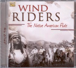 NATIVE FLUTE ENSEMBLE / MESA MUSIC CONSORT :  WIND RIDERS - THE NATIVE AMERICAN FLUTE  (ARC)

Nelle leggende dei popoli nativo-americani i flautisti pi talentuosi sono chiamati wind rinders, ossia coloro che cavalcano il vento, per la loro abilit di imbrigliare laria che corre nei loro strumenti. Wind Riders  The Native American Flute propone le ammalianti melodie del flauto nativo in una grande variet di combinazioni: affiancato dalle sole percussioni cerimoniali, insieme al sintetizzatore o miscelato a delicati suoni naturali. Interpretate da due dei gruppi pi attivi nella riscoperta della tradizione degli originari abitanti del nord America, il Mesa Music Consort ed il Native Flute Ensemble, le melodie di questo suggestivo strumento raccontano antichi miti ed affascinanti leggende che trasportano lascoltatore in un luogo magico fatto di grazia e forza danimo.