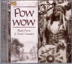 VARIOUS :  POWWOW - ROUND DANCES & SACRED CEREMONIES  (ARC)

Il Powwow  un raduno tipico dei popoli nativi del Nord America: le varie trib si incontrano per danzare, cantare, socializzare e onorare la cultura degli indiani dAmerica. I powwow durano solitamente da un minimo di un giorno ad un massimo di tre: quelli pi lunghi di tre giorni servono a celebrare unoccasione speciale. Lalbum di casa Arc Powwow  Round Dances & Sacred Ceremonies propone suggestive registrazioni realizzate durante alcuni powwow che hanno avuto luogo negli Usa ed in Canada. Tra autentiche danze cerimoniali e la musica di varie trib nativo-americane, i ritmi dei tanti tamburi si fondono con i canti per dare vita ad uno spettacolo emozionante e coinvolgente. Con formazioni come Southern Boys, Eyabey Singers, Thunderhorse, Northern Wind ed altri ancora, Powwow  Round Dances & Sacred Ceremonies  la fedele documentazione di un autentico powwow nord americano.