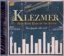 FROM BOTH ENDS OF THE EARTH :  KLEZMER  (ARC)

From Both Ends of the Earth nasce come trio composto da noti musicisti canadesi: il contrabbassista Daniel Koulack proveniente dalla klezmer band Finjan, il pianista e compositore jazz Merilyn Lerner e il clarinettista russo Sasha Boychouk. Dopo una serie di fortunati concerti a Winnipeg in Canada, il gruppo decide di accogliere due nuovi membri, esperti conoscitori di musica moderna e cultura yiddish: il vocalista David Wall e il percussionista Rick Lazar. Quello che si crea  un quintetto esplosivo, capace di trarre il meglio dalle varie esperienze musicali dei singoli artisti e dar vita a melodie che sono un geniale mix di jazz, folk, musica klezmer e ucraina. In Klezmer la band canadese suona musica del passato, ma attraverso la sua sentita interpretazione trasforma la ricca tradizione klezmer in musica adatta ai nostri giorni, eccitante, ritmata, vibrante e senza tempo. Con brani tradizionali yiddish e canzoni ucraine arricchiti attraverso l'utilizzo di elementi jazz, folk e rhythm & blues, Klezmer  perfettamente in equilibrio tra tradizione ed innovazione. Il risultato  un album ideale per scoprire le vibranti sonorit che caratterizzano la musica della comunit ebraica dell'Europa dell'Est e per conoscere le innovative soluzioni musicali proposte dagli artisti di From Both Ends of the Earth che, attraverso le melodie dei propri antenati, sono stati capaci di creare un proprio particolarissimo stile.