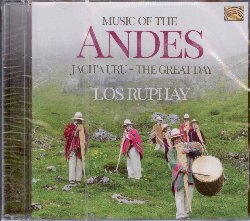 LOS RUPHAY :  MUSIC OF THE ANDES - JACH'A URU (THE GREAT DAY)  (ARC)

Nel 1968, Mario P. Gutierrez fond il gruppo Los Ruphay nella citt boliviana di La Paz. Morto nel 1994, il fondatore della formazione ha dedicato la sua vita artistica alla preservazione della tradizione musicale boliviana. Gutierrez ha lasciato in eredit alla sua gente un patrimonio di composizioni che rappresentano un grido di ribellione contro le ingiustizie subite dalla popolazione andina nel corso dei secoli. Seguendo lo spirito del loro defunto leader, i Los Ruphay hanno creato il loro ventesimo disco intitolato Music of the Andes - Jach'a Uru (The Great Day). L'album contiene un filantropico messaggio di speranza rivolto alla gente andina: incita i boliviani a forgiare la propria identit e a liberarsi delle catene della colonizzazione. Mario P. Gutierrez voleva ardentemente che l'uomo moderno cambiasse il suo modo di pensare e che capisse che tutti noi siamo polvere di stelle che vibra insieme nel suono universale. Realizzato utilizzando una strumentazione tradizionale che comprende flauti di pan e svariate percussioni, Music of the Andes - Jach'a Uru (The Great Day)  un disco che emana la forza e la bellezza di un popolo che, nonostante i tanti soprusi, non ha mai rinunciato alla propria libert. Il disco  accompagnato da un libretto con tutti i testi dei brani in lingua originale e la relativa traduzione in inglese.