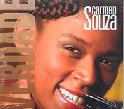 SOUZA CARMEN :  VERDADE  (GALILEO)

Carmen Souza  una giovane cantante figlia della multiculturale Lisbona. Infatti, pur avendo trascorso i suoi primi ventisei anni nella capitale portoghese, la sua famiglia  di origine capoverdiana e la sua formazione risente dell'incontro tra la lingua, le tradizioni e i sapori di Capo Verde e la vivacit ed eterogeneit della capitale portoghese. La sua carriera come cantante ha inizio a soli diciassette anni, grazie soprattutto alla sua voce profonda e sensuale ed estremamente duttile e melodica. Verdade  il suo terzo disco e segna un passo deciso verso la sua maturit artistica. Un disco che unisce il jazz a diverse influenze contemporanee, un insieme di brani interamente scritti dalla giovane Carmen che rendono il disco intenso ed estremamente piacevole.