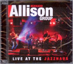 ALLISON BERNARD :  LIVE AT THE JAZZHAUS  (JAZZHAUS)

Registrato nel novembre 2010 in occasione del concerto all'omonimo club di Friburgo, l'album Live at the Jazzhaus vede il cantante e chitarrista blues Bernard Allison impegnato in una straordinaria performance dal vivo. I brani del concerto sono tratti principalmente dai due ultimi lavori di Allison, The Otherside e Chills & Thrills, a cui si aggiungono alcune canzoni scritte da suo padre, il leggendario Luther Allison. Nato il 26 novembre 1965 a Chicago, Bernard ha infatti raccolto l'eredit del padre scomparso nel 1997. All'et di dieci anni Bernard, il pi giovane di nove figli, ha iniziato a suonare la chitarra e tra i suoi insegnanti ha avuto chitarristi del calibro di Johnny Winter e Stevie Ray Vaughan. Dopo aver finito la scuola, Bernard Allison  diventato membro della band Blues Machine di Koko Taylor. Nel 1989  diventato il direttore musicale della band del padre e l'anno successivo ha pubblicato il suo debutto solista The Next Generation. Cerco di continuare da dove mio padre ha dovuto smettere. Ma non posso essere lui, posso essere solo me stesso: cos Bernard racconta la sua visione musicale profondamente influenzata, oltre che dal padre, da artisti come Albert King e The Isley Brothers Soul Funk Band. Al fine di sviluppare qualcosa di pi, bisogna rischiare spiega ancora Bernard. Il blues  trasmettere emozioni, ma anche provare a sperimentare. Nel mio caso questo significa che invece di riproporre sempre gli schemi conosciuti, propongo nei miei concerti anche canzoni soul, funky e rock. Questa miscela crea il suono unico di Bernard Allison che pu essere apprezzato al meglio in questo concerto dal vivo.