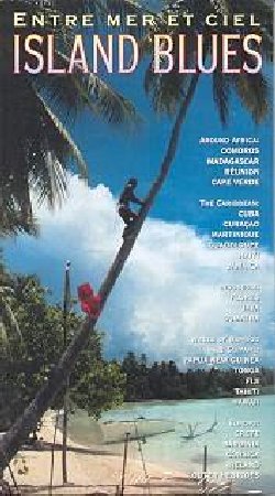 VARIOUS :  ISLAND BLUES - ENTRE MER ET CIEL  (NETWORK)

cd & book - Dopo anni di approfondite ricerche vede la luce uno dei progetti su cui il team Network ha sognato per lungo tempo: una monografia dedicata alla musica tradizionale delle isole del nostro pianeta. Ballate fantastiche ed evocative da Comore, Madagascar, Reunion e Capo Verde al largo delle coste africane; il fumoso son ed il montuno da Cuba; antichi ritmi africani da Haiti, Jamaica e Cura�ao, zouk da Martinica e Guadalupe, canzoni che fanno venire i brividi da Flores e Sumatra e l'incredibile suono dell'ensemble di Java Sambasunda. Incantevoli flauti di bamb�, chitarra e magiche sonorit� da Hawaii ed isole dei mari del sud; tre leggendari gruppi delle montagne di Creta, la polifonia corsa e sarda, virtuosi irlandesi e speciali cornamuse, il blues delle isole Ebridi in Scozia che incredibilmente ricorda sonorit� africane...  Una ricca antologia curata dal mastermind di casa Network, Christian Scholze, che ha visitato personalmente tutte le isole di cui possiamo apprezzare le musiche in questa ricca edizione e che dopo essersi sposato alle Hawaii (perch� voleva come testimoni di nozze delfini e balene) ed essersi trasferito a Creta dove trascorre gran parte dell'anno, ha tramutato il suo nome in Christos Scholzakis per diventare un vero isolano. Island Blues � un mosaico di fantasie che rispecchia il sogno dentro ciascuno di noi di trovare un mondo nuovo, ideale per la propria dimensione come solo un'isola pu� essere; una ricca emissione per sognare posti lontani e bellissimi aiutati dalla qualit� e quantit� delle immagini a colori e degli esaustivi testi contenuti nel libro. Anzich� presentare un tour mondiale delle isole, Island Blues getta l'ancora in cinque regioni principali per carpirne atmosfere e sentimenti: altri viaggi ed altri porti potranno seguire in futuro. In giro per l'Africa alle Comore, Madagascar, Reunion, Capo Verde con Baco, Nawal, Jean Emilien, Vaovy, R�gis Gizavo, Alain Peters, Danyel Waro, Titina e Simentera. Nei Caraibi a Cuba, Cura�ao, Martinica, Guadalupe, Haiti, Jamaica con Conjunto Campesino, Septeto Nacional, Oswin Chin Behilia, Kali, Erick Cosaque & Voltage 8, Ti-Coca e Lititz Mento Band. In Indonesia, Flores, Java, Sumatra con Dhikiro Men's Choros, Sambasunda, Gendang Lima Sendalanen. A Tonga, Papua Nuova Guinea, Tahiti, Fiji, Hawaii con Halamangaono Group, Pynolasa Bamboo Band, Bimbo, Emma Terangi & Groupe Paumotu Mariterangi, Fiji Phoenix Choir e Benny Nawahi. In giro per l'Europa a Creta, in Sardegna, Corsica, Irlanda, Ebridi con Psarantonis, Loudovikos, Manolis Margaritis, Donnisulana, Coro di Neoneli con Luigi Lai, Altan, Declan Masterson e Catherine-Ann MacPhee. Insostituibile.