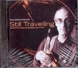 ROBINSON PERRY :  STILL TRAVELLING  (WEST WIND)

Considerato il precursore di Don Byron, il clarinettista e compositore americano Perry Robinson ha pi di quarant'anni di carriera alle spalle, con collaborazioni che lo hanno visto al fianco di Archie Shepp, Dave Brubeck e Charlie Haden, tra gli altri. Questi rapporti artistici sono accomunati da alcune caratteristiche ovvero una sottile interazione tra i musicisti, arrangiamenti inusuali, composizioni senza fronzoli ed una buona dose di blues e swing. Composto da Robinson al clarinetto, Ed Schuller (basso), Ernst Bier (batteria) e da Christopher Adams (pianoforte, voce) che dal 1998 ha preso il posto del membro originale della band Simon Nabatov, il quartetto di Perry Robinson ha uno stile tanto brillante da creare sonorit trasparenti che a volte si avvicinano alla musica da camera. Still Travelling propone tutti originali dello stesso Robinson, interpretati con stile e sensibilit da un quartetto di grandi musicisti.