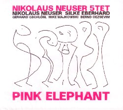 NEUSER NIKOLAUS :  PINK ELEPHANT  (JAZZWERKSTATT)

Tra i musicisti ed i cabarettisti della ex DDR, lespressione elefante rosa era utilizzata per aggirare la censura del governo. Una versione scritta di ogni rappresentazione doveva infatti essere presentata ad un funzionario governativo che lavrebbe controllata ed eventualmente censurata nelle sue parti politicamente sgradite. Al fine di poter far passare a questo controllo la maggior parte di allusioni possibile, gli autori riempivano la versione grezza dellopera con allusioni estreme che servivano da esca: nessuno avrebbe notato un piccolo topo vicino ad un grande elefante! Nikolaus Neuser, eclettico musicista di Berlino membro dellEric Dolphy Ensemble Potsa Lotsa e del Potsa Lotsa Plus, propone il suo quintetto che riunisce alcuni dei pi creativi musicisti dellattuale scena musicale berlinese: Silke Eberhard (sax alto), Gerhard Gschloessl (trombone), Mike Majkowski (contrabbasso), Bernd Oezsevim (percussioni) e naturalmente se stesso alla tromba. In Pink Elephant la formazione tedesca elabora immagini ed associazioni, idee che spesso non appartengono direttamente al mondo musicale, ma che sono pi vicine alla scienza ed alla filosofia. I musicisti si muovono liberamente tra jazz e musica improvvisata, evitando dogmi e luoghi comuni, utilizzando piuttosto una grande dose di curiosit e creativit. Le composizioni dellalbum, tutti originali dei membri del quintetto, sono paradossali, contorte e surreali: alcune assomigliano a dei collage che decostruiscono e mettono in dubbio una realt per crearne unaltra il cui destino sar nuovamente la dissoluzione. Pink Elephant  la dimostrazione che non c bisogno di soffrire di allucinazioni per vedere un elefante rosa: si tratta di un mero prodotto dellimmaginazione ed  sempre possibile incontrarlo.