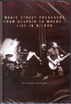 MANIC STREET PREACHERS :  DVD / FROM DESPAIR TO WHERE - LIVE IN BILBAO  (WOW)

I Manic Street Preachers sono un gruppo rock alternativo inglese nato nel 1986 a Blackwood, in Galles. Tuttora considerati una delle band pi creative del Regno Unito, i Manic Street Preachers hanno conosciuto il vero successo alla fine degli anni '90, con canzoni dal contenuto politico che richiamano idee socialiste. Il chitarrista e cantante James Dean Bradfield, il bassista Nicky Wire, il percussionista Sean Moore ed il chitarrista e paroliere Richey Edwards, quest'ultimo morto nel 1995 in circostanze non ancora chiarite, sono sempre stati molto abili nel creare brani dalle melodie accattivanti, capaci di veicolare facilmente il loro messaggio politico e dimostrando nel contempo che contenuti intellettuali e hits popolari possono essere due buoni alleati. From Despair to Where - Live in Bilbao  la registrazione live del concerto tenuto dalla band al Bilbao BBK Festival nel luglio del 2010. L'album di casa Wow  un viaggio nell'universo del rock britannico pi impegnato.