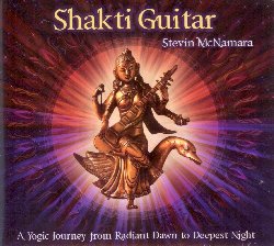 McNAMARA STEVIN :  SHAKTI GUITAR - A YOGIC JOURNEY FROM RADIANT DAWN TO DEEPEST NIGHT  (WHITE SWAN)

Shakti Guitar - A Yogic Journey from Radiant Dawn to Deepest Night  la continuazione di un viaggio musicale che Stevin McNamara ha iniziato anni fa, quando  nata la sua passione per la musica classica dell'India del nord. Cresciuto in Sud Africa circondato dalle sonorit di questa terra e dalla musica importata da Stati Uniti ed Europa come jazz, blues e rock, Stevin McNamara non immaginava che ascoltare le interpretazioni di importanti musicisti indiani come Ravi Shankar, Ali Akbar Khan e Nikhil Banerjee gli avrebbe cambiato la vita. Affascinato dalla musica classica dell'India settentrionale, McNamara inizi ad appassionarsi a questo genere musicale ed ebbe la fortuna di studiare con il grande interprete di sitar Ram Das Chakravarty di Benares. Con il tempo tutte queste suggestioni musicali hanno contribuito alla creazione di uno stile personale che oggi contraddistingue McNamara e le sue splendide interpretazioni alla chitarra con corde di nylon. Shakti Guitar - A Yogic Journey from Radiant Dawn to Deepest Night non  un album di musica classica dell'India del nord, quanto piuttosto una raccolta di originali del musicista-compositore, interpretati con uno stile personale che si  sviluppato attraverso una profonda immersione in quella tradizione millenaria.