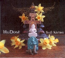 HUDOST :  SUFI KIRTAN  (WHITE SWAN)

Con Sufi Kirtan la formazione americana HuDost scava nelle profondit pi intime del cuore umano alla scoperta dei segreti che esso nasconde e protegge. Nel Sufismo il termine Zikr indica una pratica di canto mistico e letteralmente significa ricordo del respiro, del suono, dellamore e della coscienza. In perfetta armonia con lo Zikr sufi, Sufi Kirtan  unesplorazione del ricordo attraverso il canto religioso ed  anche una magnifica celebrazione dellamore, dellarmonia e della bellezza attraverso la musica. Gli HuDost hanno messo insieme canti sufi ed hindu, una ninnananna georgiana, Zikr abramitici, preghiere giudaiche, cristiane ed islamiche ed il culto dellUniverso, dando vita ad unodissea interreligiosa che omaggia una mezza dozzina di tradizioni spirituali. Gli undici brani di Sufi Kirtan sono la splendida espressione della vita, del dolore e della gioia dellessere umano, indipendentemente dal suo credo religioso.