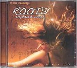 RAAHAUGE STEEN :  ROOTS - RHYTHM & WINGS  (FONIX MUSIK)

Dopo aver affascinato il pubblico con i suoi precedenti successi Listen to another Drum, Drum Scenarios e Drumming the Earth, l'originale percussionista Steen Raahauge, torna a far ballare con la sua ultima creazione Roots - Rhythm & Wings. Come racconta lo stesso artista, l'ispirazione per la composizione di questo album  nata dalla dualit simbolica del falco pellegrino, allo stesso tempo forte e vulnerabile. Roots - Rhythm & Wings  un viaggio sulle ali del maestoso re dei cieli alla scoperta delle profonde radici che legano l'uomo ai ritmi pulsanti della terra. Grazie alla miscela di basso, shekere, boomwhacker e percussioni, oltre alle suadenti parti vocali in alcuni brani, Steel Raahauge ha creato melodie vibranti, cariche di energia, che invitano a lasciarsi andare, a seguire il ritmo con il corpo e con la mente ed a gustare il piacevole sapore della libert. Interessante e stimolante  la proposta dell'autore che, nel libretto, invita l'ascoltatore a crearsi la propria scaletta di ascolto a seconda dei gusti. Roots - Rhythm & Wings ha tutte le carte in regola per diventare un altro best seller.