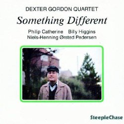 GORDON DEXTER :  SOMETHING DIFFERENT  (STEEPLECHASE)

Casa Steeplechase presenta al pubblico la versione in vinile audiophile 180 gr. del leggendario disco di Dexter Gordon Something Different, originariamente uscito nel 1980 in formato cd. Con Dexter Gordon al sax tenore, Philip Catherine alla chitarra, Niels-Henning Orsted Pedersen al basso e Billy Higgins alla batteria, Something Different  un album eccellente con una track list che propone l'originale del sassofonista americano Winther's Callin' oltre a splendide interpretazioni di brani come Freddie Freeloader di Miles Davis, Yesterday's Mood di Slide Hampton, When Sunny Gets Blue di Marvin Fischer ed altri ancora. Larry Kart ha scritto sul quotidiano ChicagoTribune Something Different vede Gordon in piena forma... Mentre la continuit melodica  stata sempre un marchio di fabbrica di Gordon, la sua passione fa di Something Different uno degli album essenziali di questo gigante del sax tenore. Come evidenziato da Doug Ramsey in una recensione sulla rivista Chronicles of Culture, a colpire l'ascoltatore  senza dubbio l'armonia che regna tra i musicisti: Il grande sassofonista  in forma smagliante in un quartetto in cui  completato e sfidato dal giovane chitarrista belga Philip Catherine e dal batterista preferito di Gordon, Billy Higgins. Something Different  la riscoperta di un mito indiscusso della musica jazz.