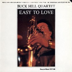 HILL BUCK :  EASY TO LOVE  (STEEPLECHASE)

Casa Steeplechase presenta al pubblico la versione in vinile, realizzata utilizzando le matrici originali, del disco Easy to Love del grande sassofonista di Washington, Roger Wendell 'Buck' Hill (1927-2017), anche noto come 'postino che canta' per aver lavorato come portalettere per oltre mezzo secolo all'ufficio postale della sua citt. Nonostante il suo enorme talento, Hill  rimasto nella sua citt natale per tutta la vita, si  allontanato solo in occasione di qualche tour europeo, ed amava esibirsi dopo il lavoro nei locali della zona dove a volte gli capitava di suonare con giganti del calibro di Miles Davis, Dizzy Gillespie, Max Roach, solo per citarne alcuni. Il disco Easy to Love  stato registrato dal vivo nel 1981 al festival olandese Northsea Jazz, durante una delle rare esibizioni europee dell'artista. In Easy to Love Hill (sax tenore), affiancato da eccellenti musicisti che sono Wilbur Little (basso), Reuben Brown (pianoforte) e Billy Hart (batteria), propone una track list che comprende il brano di Cole Porter che d il titolo all'intero album, oltre a tre originali di Brown e due brani firmati da lui stesso. Ha detto il pianista Ethan Iverson in merito alla produzione di Buck Hill: Da un punto di vista superficiale i due album di Buck Hill registrati nel 1981 al Northsea con Reuben Brown, Wilbur Little e Hart non sono niente di speciale: dei veterani che si esibiscono. Ma se sai davvero come ascoltare il jazz straight-ahead, questi dischi rivelano quel particolare modo di trattare il repertorio tipico di Washington D.C..