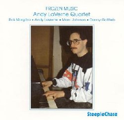 LAVERNE ANDY :  FROZEN MUSIC  (STEEPLECHASE)

Frozen Music  stato registrato a New York City nel 1989 e come gran parte delle pubblicazioni di Andy LaVerne, questo disco non ha perso la sua originale energia ed il suo incredibile fascino. Al tempo il sassofonista Rick Margitza era una stella nascente sotto contratto con Blue Note. LaVerne era gi un prolifico compositore che ha firmato tutti i brani di questo progetto. Il bassista Marc Johnson, che era membro dell'ultimo trio di Bill Evans, ha conferito alle composizioni di LaVerne una colorazione aggraziata e delicata. Definito da Mark Stryker su Cadence Magazine una sessione solida e moderna e da Henry Marchal su Spectacles un disco di altissimo livello musicale, Frozen Music viene oggi riproposto da casa Steeplechase in una preziosa versione in vinile audiophile, realizzata utilizzando le matrici originali del disco.