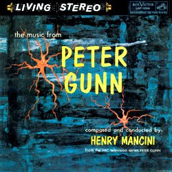 MANCINI HENRY :  THE MUSIC FROM PETER GUNN  (SPEAKERS CORNER)

(RCA LSP 1956) Henry Mancini (arr, cond); Ted Nash, Ronnie Lang (as); Dick Nash, Milt Bernhart (tb); Pete Candoli (tp); Johnny T. Williams (p); Larry Bunker (vib); Rolly Bundock (b); Jack Sperling (dr) - Registrato nell'agosto e nel settembre del 1958 a Hollywood, CA. Prodotto da Simon Rady. The Music from Peter Gunn non  solo un grande disco, ma  un tassello fondamentale della storia del jazz e del pop. Nel 1958 la serie americana Peter Gunn si impose come il pi grande successo della stagione televisiva, un programma capace di catturare l'immaginazione di milioni di spettatori con un mix interessante di poliziesco e jazz. A consolidare ulteriormente il successo della serie ci pens il gi affermato compositore jazz Henry Mancini che scrisse le musiche per la fiction. Il brano da cui prende il titolo l'album, un'opera veloce ed eccitante, divenne una grande hit, scalando le classifiche come mai fatto prima da una colonna sonora televisiva tanto che la RCA richiese dell'altro materiale a Henry Mancini e pubblic More Music from Peter Gunn. La musica di The Music from Peter Gunn  grandiosa: Session at Pet's Pad  caratterizzata dalle trombe di Pete Candoli, Uan Rasey, Conrad Gozzo e Frank Beach, mentre la chitarra elettrica di Barney Kessel  il fulcro di Dreamsville. Sorta Blue e Fallout sono brani per ensemble al completo che rappresentano alla perfezione il fantastico West Coast jazz di quel periodo. In altre parole The Music of Peter Gunn offre jazz virtuoso suonato nel miglior modo possibile!