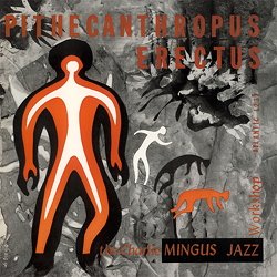 MINGUS CHARLIE :  PITHECANTHROPUS ERECTUS  (SPEAKERS CORNER)

(Columbia 1237) Jackie McLean (as); J.R. Monterose (ts); Mal Waldron (p); Charlie Mingus (b); Willie Jones (dr) - Registrato nel gennaio del 1956 agli Audio-Video Studios, New York City da Tom Dowd e Hal Lustig in mono. Prodotto da Nesuhi Ertegun. Quello che, il 30 gennaio del 1956, ha varcato la soglia degli Audio-Video Studio di New York era un quintetto che comprendeva un sax tenore, un sax alto, un piano, una batteria ed un musicista davvero straordinario al contrabbasso: Charlie Mingus! Enfant terrible, fine strumentista, ma anche arrangiatore e compositore dalla fervida immaginazione, Mingus  stato un vagabondo che si muoveva tra tutti i generi di jazz. Pithecanthropus Erectus, la suite che d il titolo al disco proposto da casa Speakers Corner , tra le altre cose, musica a programma attraverso cui Mingus rappresenta l'evoluzione dell'uomo. Dopo aver imparato a camminare in modo retto, aver raggiunto la presunta superiorit sugli animali, l'uomo secondo Mingus  stato causa di devastazione e distruzione delle risorse naturali. Il compositore lascia ai suoi colleghi musicisti la massima libert possibile e tutti la sfruttano sia nel momento dell'interazione con gli altri che negli assolo. Proposto in collage di suoni e rumori, la suite  il risultato di un avvincente workshop sperimentale. In mano all'arrangiatore Mingus il classico di Gershwin A Foggy Day diventa un intermediatore tra gli stili jazz degli anni '30 ed il free jazz, mentre in Profile of Jackie e Love Chant l'arrangiatore vuole che i musicisti negli assolo si spingano fino ai limiti delle loro possibilit improvvisative. Si dice che Charles Mingus non fosse una persona facile con cui avere a che fare, ma poco importa quando c' di mezzo della musica cos straordinaria. Fortunatamente, grazie all'etichetta Speakers Corner, noi ascoltatori abbiamo il privilegio di godere della musica di questo genio, sessant'anni dopo la registrazione in studio, nel suo formato originale.