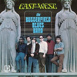 BUTTERFIELD BLUES BAND :  EAST-WEST  (SPEAKERS CORNER)

(Elektra EKS 7315) Paul Butterfield (hca, voc); Elvin Bishop, Mike Bloomfield (g); Mark Naftalin (org); Jerome Arnold (b); Billy Davenport (dr) - Registrato nel luglio del 1966 presso i Chess Studios, Chicago (IL), da Jac Holzman. Prodotto da Barry Friedman, Mark Abramson e Paul Rothchild. Nel 1965, a solo un anno di distanza da quando Paul Butterfield form la sua blues band, lanciando in questo modo uno dei migliori gruppi della comunit blues bianca di Chicago, la Butterfield Blues Band produsse l'album dinamico e visionario intitolato East-West. Nel suo nuovo progetto la formazione proponeva brani molto variegati, orientali ed occidentali, dando vita ad un mix sonoro assolutamente innovativo. I primi pezzi sono degli standard tradizionali dal carattere piuttosto enigmatico, caratterizzati da una compattezza ritmica che presto cede il passo ad una strumentazione pensata tatticamente ed a lunghi intermezzi solistici. L'emblema del blues  rappresentato da Work Song di Nat Adderley, brano suonato dalla band con una variet sonora che espande la mente di chi ascolta. Catapultati dalla maestria di Mike Bloomfield alla chitarra nel mondo del rock, tutti i musicisti, ciascuno con il suo personale talento, contribuiscono alla costruzione di una performance di squadra perfettamente bilanciata. Il disco si chiude con la traccia da cui prende il titolo l'intero progetto e che raffigura la rottura definitiva delle linee pi familiari del blues. East-West  un mix mai scontato di rock, blues, jazz e suggestioni prese in prestito dalla musica indiana come il raga rock, che offre all'ascoltatore un'esperienza sonora emozionante e molto avvincente.