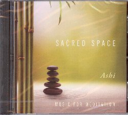 ASHI :  SACRED SPACE - MUSIC FOR MEDITATION  (NEW WORLD)

Sacred Space - Music for Meditation regala all'ascoltatore alcuni meravigliosi canti sacri e mantra in sanscrito, miscelati a delicati ritmi ottenuti utilizzando un ricca strumentazione multietnica. L'ultima creazione del musicista Ashi  un album epico di grande respiro, ma sempre delicato e rilassante, riuscendo cos ad essere un valido supporto per praticare meditazione e yoga. Sacred Space - Music for Meditation propone splendida musica meditativa che trasporta l'ascoltatore negli angoli pi reconditi del mondo, l dove la spiritualit  pi profonda.