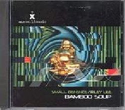 SMALL DEFENCE / LEE RILEY :  BAMBOO SOUP  (NEW WORLD)

Una meravigliosa miscela tra l'elettronica degli australiani Small Defence e le antiche sonorit del flauto di bamb giapponese shakuhachi magistralmente interpretato da Riley Lee: nord e sud dell'estremo oriente si incontrano per creare un album di asian dub dai piacevoli contrasti. Atmosfere rienergizzanti e tranquille, solenni e giocose, elettroniche ed acustiche: beats and grooves conditi dal cuore del bamb dello shakuhachi, dalle percussioni rituali kodo giapponesi e dalle calde vibrazioni del contrabbasso. Il tradizionale flauto di bamb giapponese  uno strumento semplicissimo persino senza imboccatura: nelle mani di un maestro con i suoi soli cinque fori riesce per a produrre un incredibile arcobaleno sonoro espressivo esattamente come la voce umana. Bamboo Soup demolisce i luoghi comuni sullo shakuhachi facendolo diventare uno strumento ideale per le chillout rooms e per i dancefloors dedicati all'asian dub ed alla lounge music: un crossover destinato a soggiornare stabilmente tra i favoriti degli amanti della cocktail music pi fresca ed innovativa.