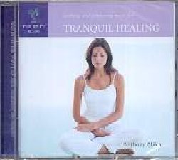 THERAPY ROOM :  TRANQUIL HEALING  (NEW WORLD)

La fortunata serie Therapy Room di casa New World propone all'ascoltatore Tranquil Healing, un nuovo album ideale per accompagnare massaggi, meditazione ed un'ampia serie di terapie naturali ed olistiche dedicate al benessere della persona. Protagonista dell'album  l'incantevole musica del sensibile compositore Anthony Miles: due lunghi brani, per un totale di oltre un'ora di durata, aiutano l'ascoltatore a rilassare mente e corpo. Lo stress provocato dalla frenesia della vita quotidiana pu essere causa di profondo malessere fisico e psicologico:  dunque essenziale prendersi un po' di tempo per rigenerarsi e ritrovare un salutare equilibrio interiore. Tranquil Healing non  certo la soluzione a tutti i problemi, ma  sicuramente un buon inizio per migliorare la qualit della propria vita.